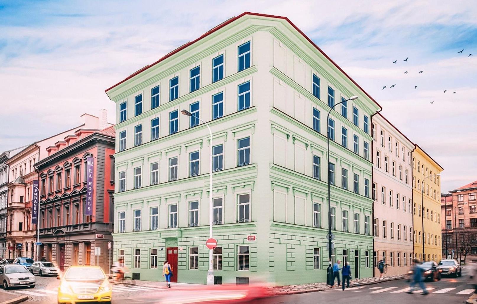 New Chain Florenc Apartment Prag